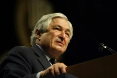 Ảnh chụp ông James Wolfensohn năm 2004. (Nguồn: AP)