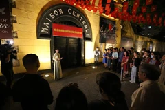 Nhà tù Hỏa Lò, từng giam giữ các chiến sỹ cách mạng trước năm 1954. Từ năm 1964-1973, đây cũng là nơi giam giữ những phi công Mỹ nhảy dù bị bắt. (Ảnh: Hoàng Hiếu/TTXVN)