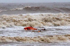 Lực lượng đặc công nước cứu người bị nạn trên biển. (Ảnh minh họa. Nguồn: TTXVN)