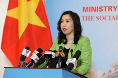 Người phát ngôn Bộ Ngoại giao Lê Thị Thu Hằng trả lời các câu hỏi của phóng viên trong nước và quốc tế và thông báo một số hoạt động đối ngoại của Việt Nam trong thời gian tới. (Ảnh: Văn Điệp/TTXVN)