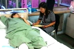 Ban liên lạc Cộng đồng giúp đỡ 1 phụ nữ Việt bị tai nạn tại Malaysia