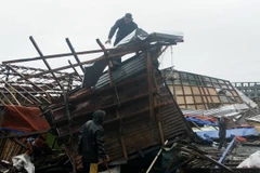 Philippines đóng cửa nhiều trường học, công sở do bão Hagupit