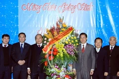 Phó Thủ tướng thăm Hội thánh Tin Lành, Tổng Giáo phận Hà Nội 