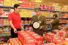 Hà Nội tập trung kiểm soát thị trường dịp Tết Nguyên đán 