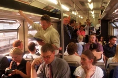 Đức sẽ tăng tiền mức phạt đối với người trốn vé tàu xe