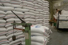 Phillipines lùi kế hoạch tự túc thóc gạo tới năm 2016