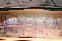 Phát hiện lượng tiền giả trị giá hơn 2 triệu bảng tại Anh