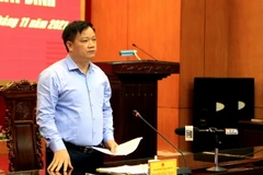 Chủ tịch UBND tỉnh, Trưởng Ban Chỉ đạo phòng, chống dịch COVID-19 tỉnh Nguyễn Khắc Thận phát biểu chỉ đạo tại hội nghị. (Ảnh: Thế Duyệt/TTXVN)