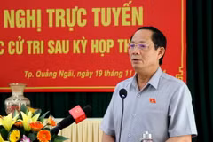 Phó Chủ tịch Quốc hội Trần Quang Phương phát biểu tại buổi tiếp xúc cử tri thành phố Quảng Ngãi. (Ảnh: Lê Ngọc Phước/TTXVN)