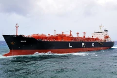 Tàu chở khí đốt tự nhiên hóa lỏng. (Nguồn: financialtribune.com)