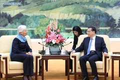 Thủ tướng Trung Quốc Lý Khắc Cường tiếp Tổng Giám đốc IMF Christine Lagarde. (Nguồn: THX)