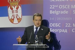 Ngoại trưởng Serbia Ivica Dacic trong một buổi họp báo tại thủ đo Belgrade ngày 04/12/2015. (Ảnh: THX/TTXVN)