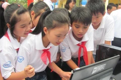 Học sinh trường Trung học cơ sở Đại Thịnh A, Mê Linh, Hà Nội. (Ảnh: Phạm Mai/Vietnam+)