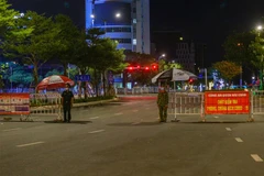 Chốt kiểm soát dịch tại Đà Nẵng. (Ảnh: Trần Lê Lâm/TTXVN)