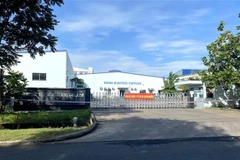 Các doanh nghiệp trong Khu chế xuất Tân Thuận có ca nhiễm COVID-19 tạm ngừng hoạt động để phòng dịch. (Ảnh: Thanh Vũ/TTXVN)