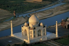 Đến thăm Taj Mahal, 'kỳ quan thế giới' kết tinh từ tình yêu vĩnh cửu 