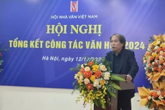 Chủ tịch Hội Nhà văn Việt Nam Nguyễn Quang Thiều phát biểu tại Hội nghị Tổng kết công tác văn học năm 2024. (Ảnh: PV/Vietnam+)