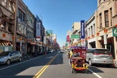 Lang thang ngõ hẻm Đài Loan, nghe song cửa 'thầm thì' kể chuyện văn hóa