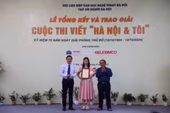 Lễ tổng kết và trao giải Cuộc thi viết “Hà Nội và tôi” lần thứ nhất. (Ảnh: PV/Vietnam+)