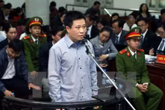 Trong 6 tháng cuối năm, Bộ Tư Pháp sẽ tập trung xử lý dứt điểm những đại án tham nhũng như vụ Hà Văn Thắm và đồng phạm (Ảnh: TTXVN) 