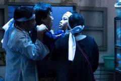 ''Đêm tối rực rỡ'' - phim điện ảnh khai thác bi kịch của nạn bạo hành gia đình giành giải Cánh diều Vàng. (Ảnh: Daylight Productions)