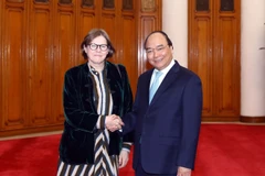 Thủ tướng Nguyễn Xuân Phúc tiếp bà Heidi Hautala, Phó Chủ tịch Nghị viện châu Âu (EP). (Ảnh: Thống Nhất/TTXVN)
