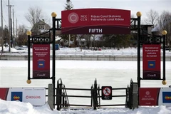 Đường trượt băng Rideau Canal tại Ottawa, Canada, đóng cửa ngày 8/2. (Ảnh: AFP/TTXVN)