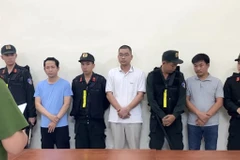 Bị can là nhân viên Chi cục đăng kiểm số 6 và số 9. (Ảnh: Công an cung cấp)