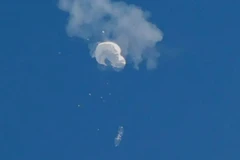 Khinh khí cầu bị bắn hạ khi bay qua bờ biển Nam Carolina, Mỹ. (Nguồn: Reuters)