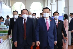 Chủ tịch Quốc hội Vương Đình Huệ đến dự Phiên toàn thể Hội thảo Du lịch 2021. (Ảnh: Văn Điệp/TTXVN)