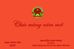 Thiếp chúc mừng năm mới. (Ảnh: TTXVN phát)