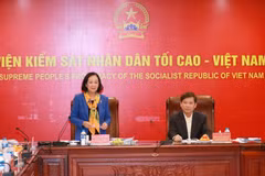 Bà Trương Thị Mai, Ủy viên Bộ Chính trị, Bí thư Trung ương Đảng, Trưởng Ban Tổ chức Trung ương, Trưởng đoàn công tác phát biểu chỉ đạo buổi làm việc. (Ảnh: Phương Hoa/TTXVN)