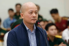 Bị cáo Đinh Ngọc Hệ khai báo tại phiên tòa xét xử phúc thẩm. (Ảnh: Doãn Tấn/TTXVN)