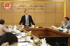 Bộ trưởng Bộ Giáo dục và Đào tạo Phùng Xuân Nhạ phát biểu tại buổi Tọa đàm. (Ảnh: CTV)