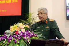 Thượng tướng Nguyễn Chí Vịnh phát biểu tại hội thảo. (Ảnh: Hồng Pha/TTXVN phát)