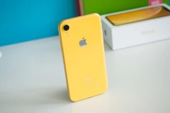 iPhone XR. (Nguồn: PhoneArena)