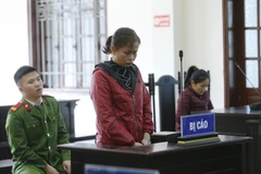 Bị cáo Phùng Thị Hằng tại phiên tòa nghe Hội đồng xét xử tuyên án. (Ảnh: Vũ Hà/TTXVN)