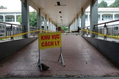 Khu vực cách ly được bố trí biệt lập tại Bệnh viện Đa khoa tỉnh Ninh Bình. (Ảnh: Đức Phương/TTXVN)