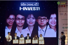 Top 5 thí sinh xuất sắc tại đêm chung kết I-SHINE! (Ảnh: PV/Vietnam+)