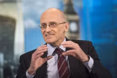 Chủ tịch Ủy ban giám sát ECB Andrea Enria. (Ảnh: Bloomberg)