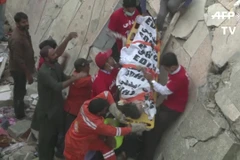 Pakistan: Sập tòa nhà 5 tầng khiến hàng chục người thương vong