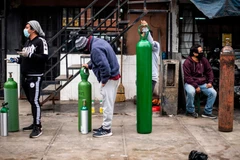 Peru không đủ oxy để chạy máy thở cho các bệnh nhân COVID-19