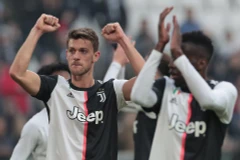 Hai cầu thủ Matuidi và Rugani của Juventus đã khỏi bệnh COVID-19