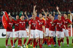 Guangzhou Evergrande "mở bát" cho CSL mùa giải mới.