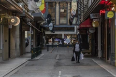 Melbourne trải qua lệnh phong tỏa nghiêm ngặt chưa từng có
