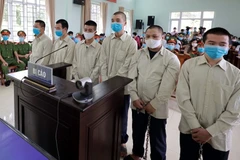 Các bị cáo tại phiên tòa. (Ảnh: Bùi Đức Hiếu/TTXVN)