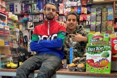 Mỹ: Cửa hàng tạp hóa cho khách lấy đồ miễn phí nếu giải đố đúng