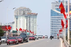 Hà Nội bắt đầu trạng thái 'bình thường mới' thời hậu COVID-19