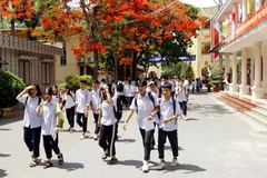 Học sinh cần chú ý bảo vệ sức khỏe trước thời tiết nắng nóng. (Ảnh: An Đăng/TTXVN)