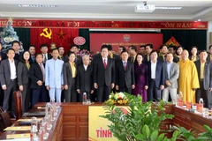 Chủ tịch MTTQ chúc mừng Giáng sinh đồng bào Công giáo tỉnh Nghệ An